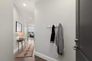 8 Sanborn St, Reading, MA 01867 - Photo 3