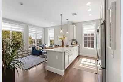 8 Sanborn Street #4011, Reading, MA 01867 - Photo 5