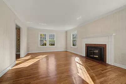 8 James, Greenfield, MA 01301 - Photo 7