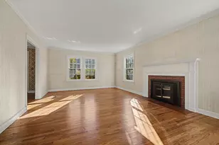 8 James St, Greenfield, MA 01301 - Photo 7