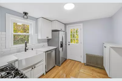 405 Plymouth St, Holbrook, MA 02343 - Photo 9