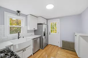 405 Plymouth St, Holbrook, MA 02343 - Photo 9
