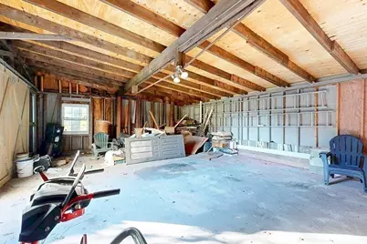 38 Burncoat St, Worcester, MA 01605 - Photo 31