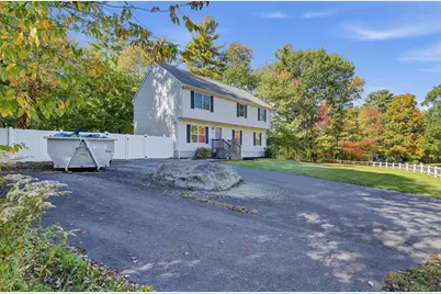 305 Wren St, Taunton, MA 02718 - Photo 35