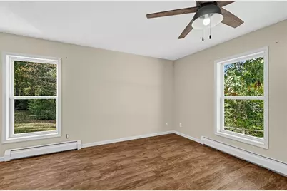 305 Wren St, Taunton, MA 02718 - Photo 11