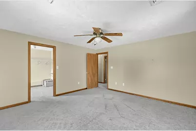 305 Wren St, Taunton, MA 02718 - Photo 21