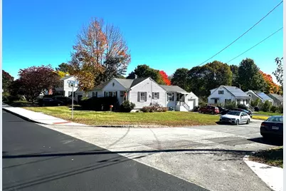 132 Maple Street, Framingham, MA 01702 - Photo 5