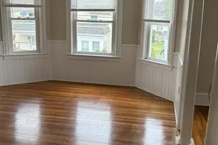 29 Bardsley, Fall River, MA 02723 - Photo 3