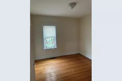 16 Preston Street, Millville, MA 01529 - Photo 5