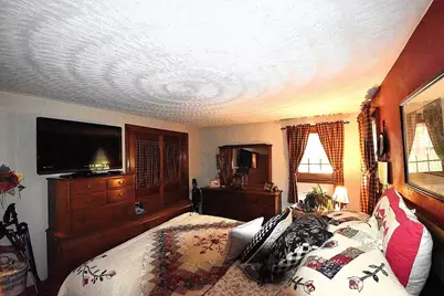 17 Wedgewood Ln, Millbury, MA 01527 - Photo 19
