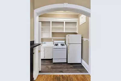 542 County St #5, New Bedford, MA 02740 - Photo 5