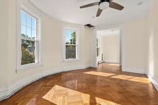26 Lawrence Ave, Boston, MA 02121 - Photo 27