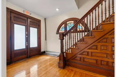 26 Lawrence Ave, Boston, MA 02121 - Photo 9