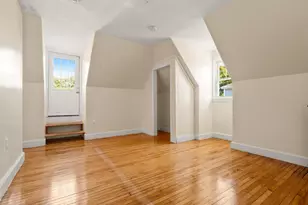 26 Lawrence Ave, Boston, MA 02121 - Photo 33