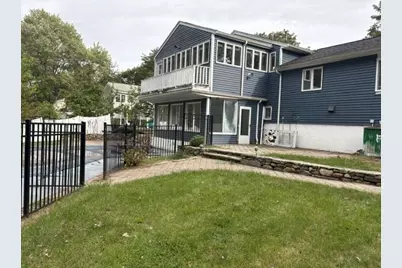 26 Red Barn Rd, Wayland, MA 01778 - Photo 3
