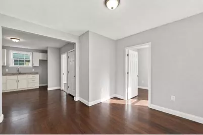 32 Park St, Salem, MA 01970 - Photo 11