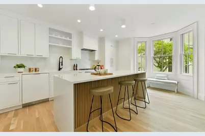 15 Pleasant St #1, Cambridge, MA 02139 - Photo 7