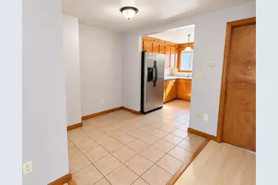 71 Branch St #3, Fall River, MA 02721 - Photo 5