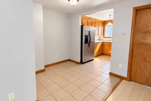 71 Branch St, Fall River, MA 02721 - Photo 5