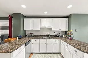 207 Copperwood Dr, Stoughton, MA 02072 - Photo 5