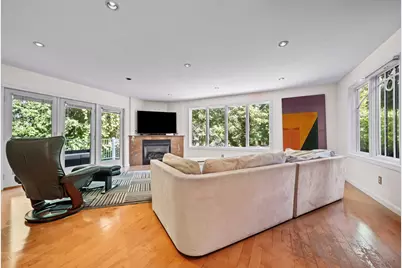 18 Surrey Road, Winchester, MA 01890 - Photo 3