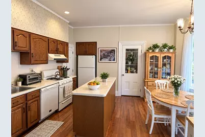 2-4 Saunders St, Salem, MA 01970 - Photo 5
