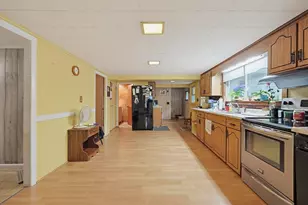 1030 County St, Attleboro, MA 02703 - Photo 11