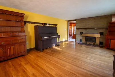 92 Worcester Rd, Webster, MA 01657 - Photo 7