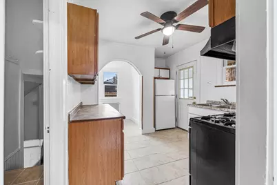 73 Santa Barbara St, Springfield, MA 01104 - Photo 11