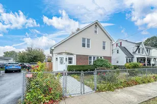 73 Santa Barbara St, Springfield, MA 01104 - Photo 3