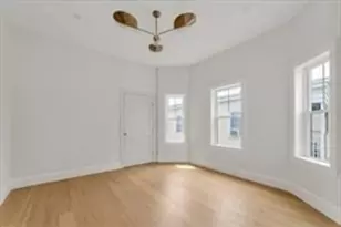 3915 Washington St, Boston, MA 02131 - Photo 7