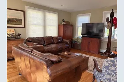17 Central St, Marblehead, MA 01945 - Photo 5