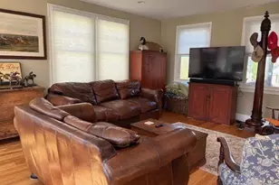 17 Central St, Marblehead, MA 01945 - Photo 5