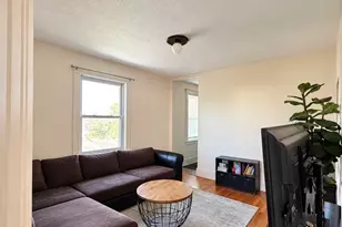 82 Verchild, Quincy, MA 02169 - Photo 3