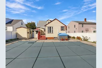 20 Benmor St, Medford, MA 02155 - Photo 37