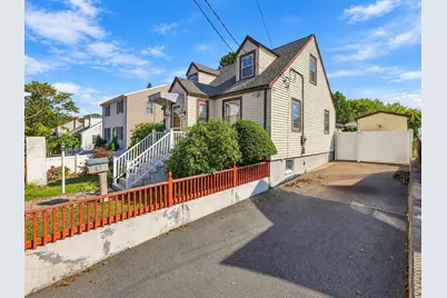 20 Benmor St, Medford, MA 02155 - Photo 5