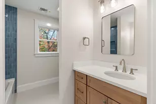 238 E Main St, Georgetown, MA 01833 - Photo 19