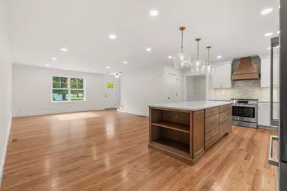238 E Main St, Georgetown, MA 01833 - Photo 7