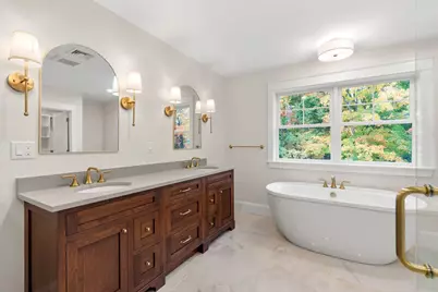 238 E Main St, Georgetown, MA 01833 - Photo 21
