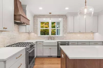 238 E Main St, Georgetown, MA 01833 - Photo 9
