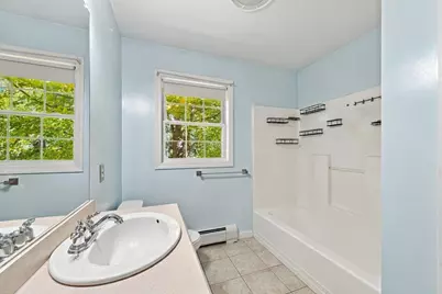 28 Erin Ct, New Bedford, MA 02745 - Photo 23