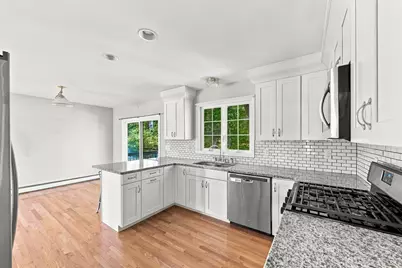 28 Erin Ct, New Bedford, MA 02745 - Photo 7