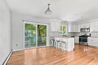 28 Erin Ct, New Bedford, MA 02745 - Photo 5