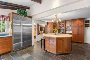 23 Eaglehead Rd, Manchester by the Sea, MA 01944 - Photo 3