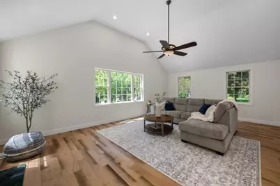 128 Memorial Dr, Shrewsbury, MA 01545 - Photo 13