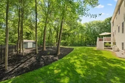 128 Memorial Dr, Shrewsbury, MA 01545 - Photo 37