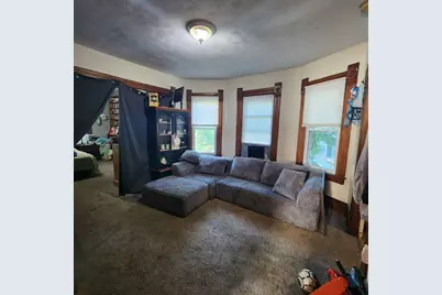 133 Hampden St, Chicopee, MA 01013 - Photo 17