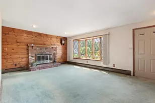 6 Tracey St, Acushnet, MA 02743 - Photo 9