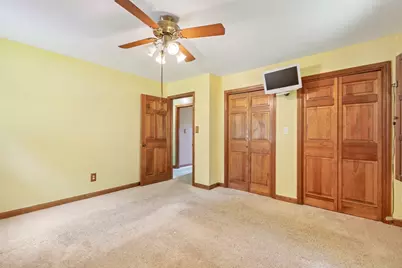 6 Tracey St, Acushnet, MA 02743 - Photo 21