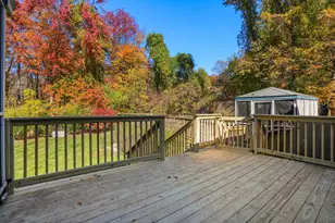 169 Pilgrim Dr, Holden, MA 01520 - Photo 29